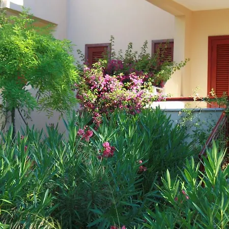 Apart-hotel Agrimare 3*